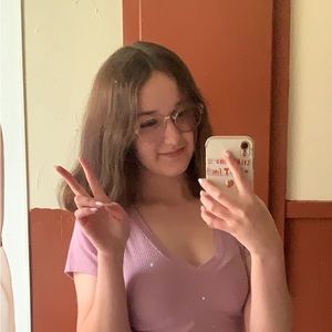 Meet your Posher, Harmony